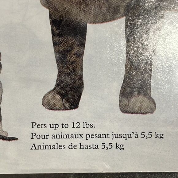 PetSafe Cat Flap magnetic closure transparent flap easy slide lock 7.5” square - Picture 2 of 6